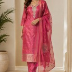 Hank work Kurti Set with Digital Print Dupatta